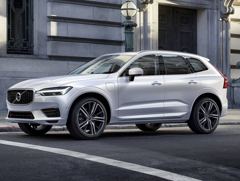 Com visual semelhante ao do irmão maior, a nova geração do modelo mais vendido da Volvo traz uma série de novos auxílios ao motorista